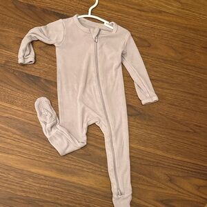 Kyte BABY Ribbed Footie - Soft Mauve